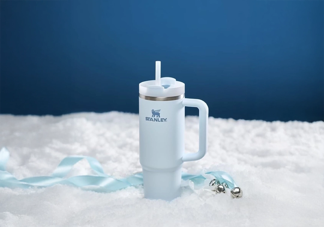 Rare Luxury Shopping Destination Palace x Nike Tri Swoosh Hood