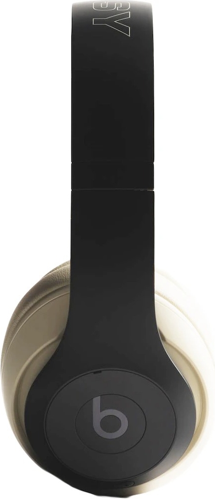 Rare Luxury Shopping Destination Beats x Stussy Studio Pro